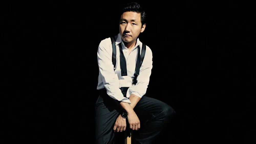 Hiro Murai quebra barreira histórica no Emmy 2026 com O Segredo de Widow’s Bay