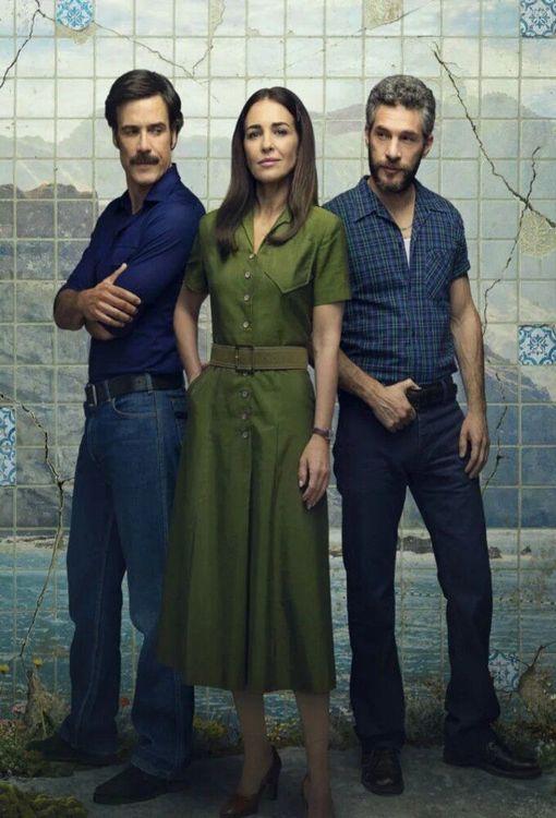 A la deriva — temporada 1 banner